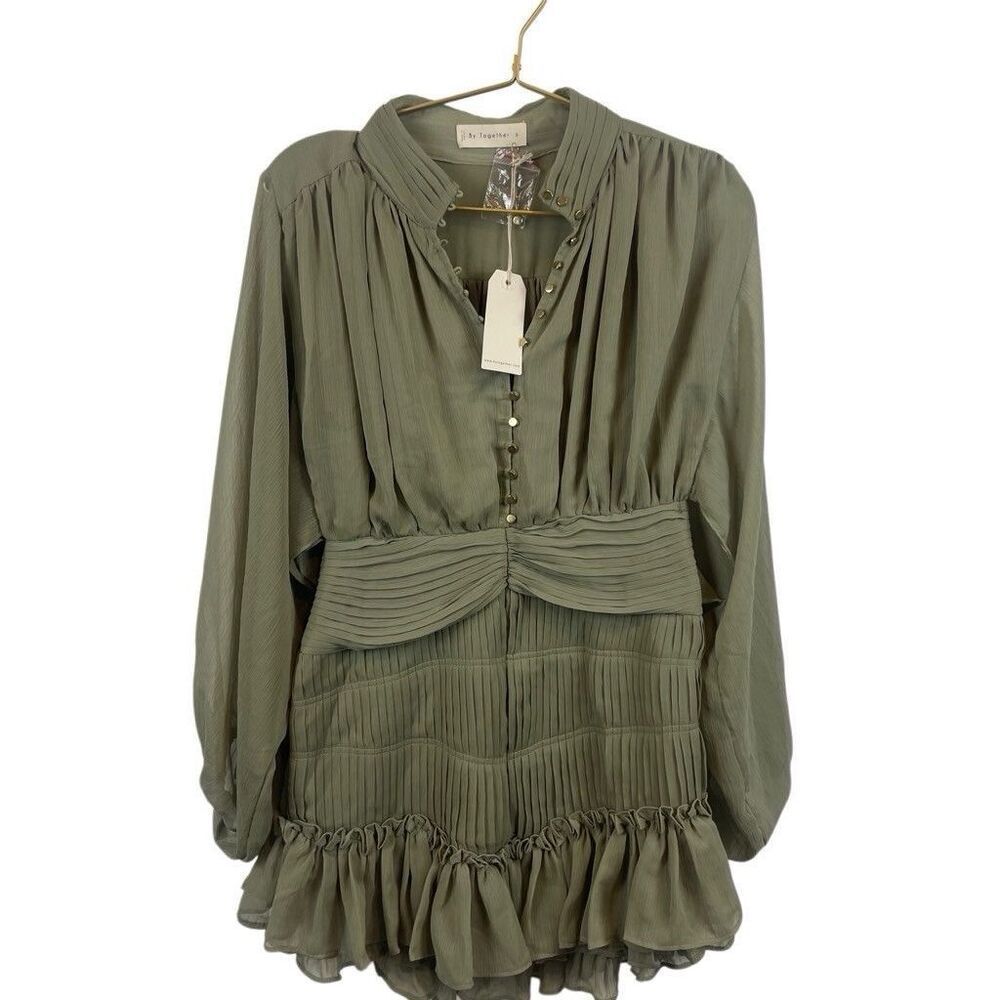 NWT By Together Boutique Green Ruched dress‎ Size Small
